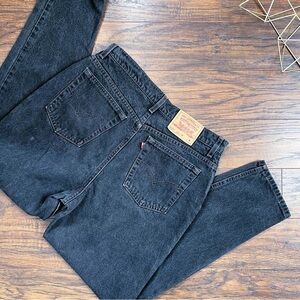 vintage • 90s Levi’s 512 jeans Slim Fit Tapered Leg black denim mom high rise